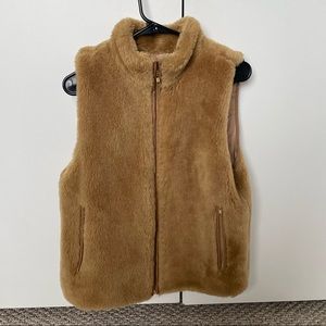 EUC J.CREW FAUX FUR VEST